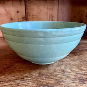 Early Bauer Ringware Jade Green Mixing Bowl 7.75” Vintage California Pottery